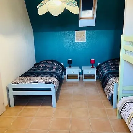 Holiday home Villa*piscine*proche Sarlat Proissans